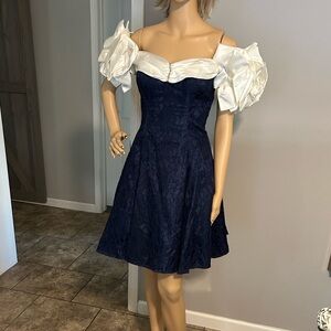 Zum Zum by Niki Livas Navy and White Mini Dress